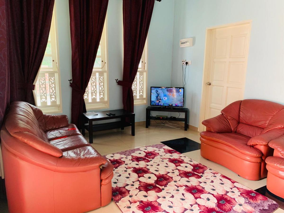 Bj Villa Homestay Куала-Тренгану Экстерьер фото